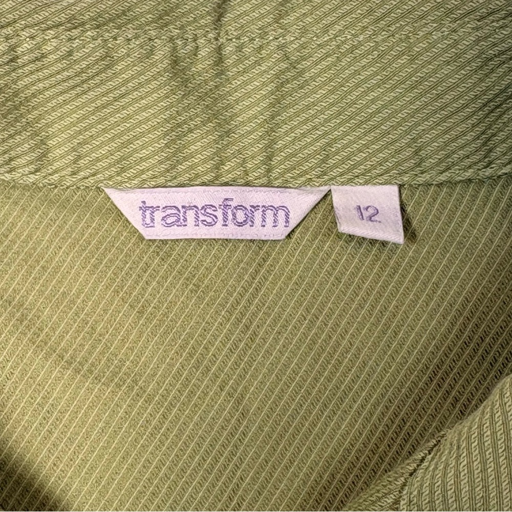 Transform Green Button-Up - Picture 4 of 4